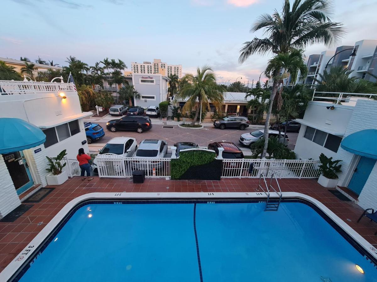Pousada Suites ฮอลลีวูด ภายนอก รูปภาพ