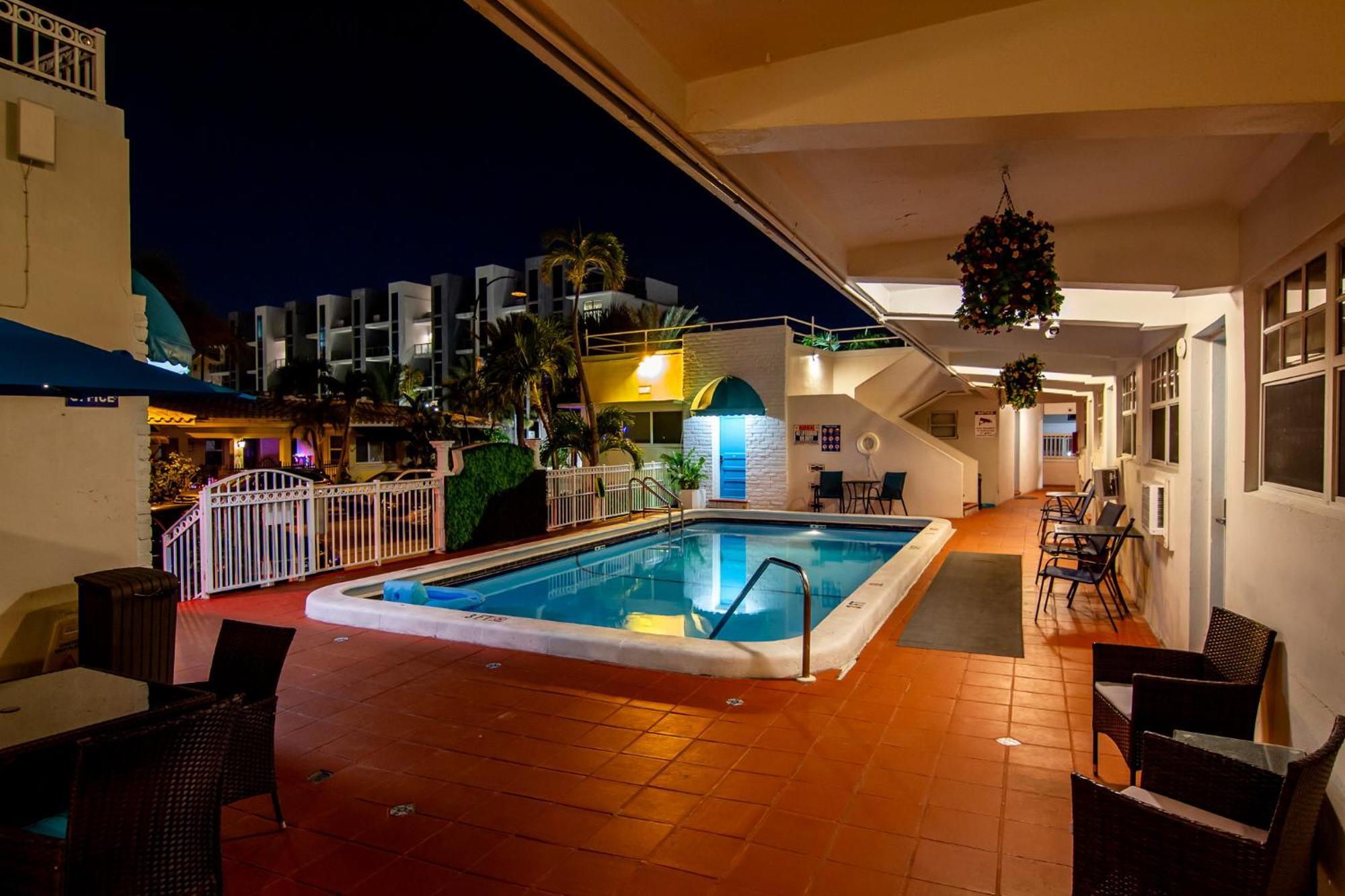 Pousada Suites ฮอลลีวูด ภายนอก รูปภาพ