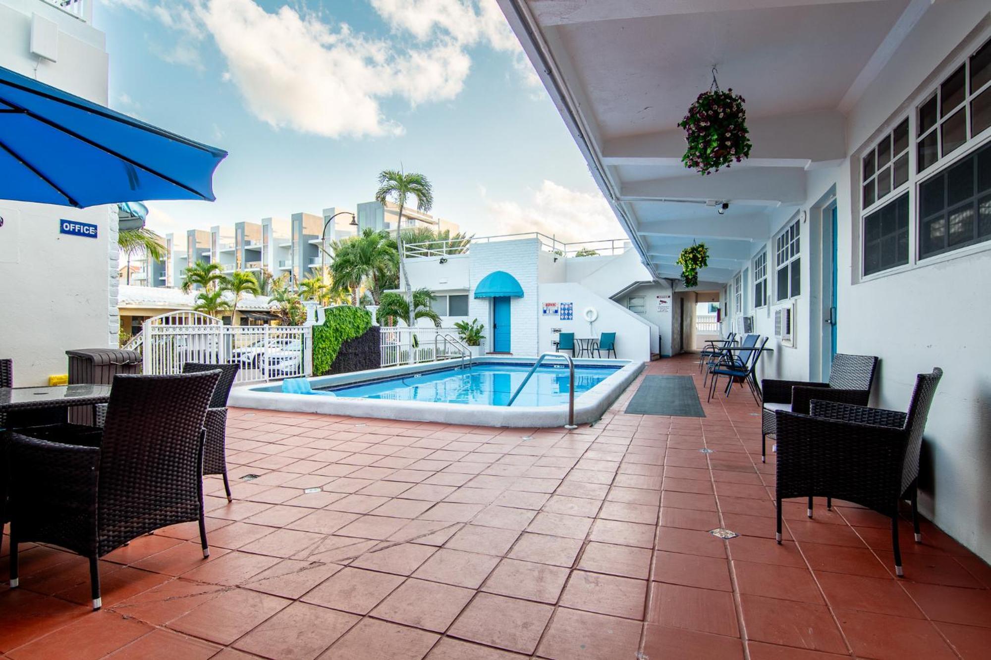 Pousada Suites ฮอลลีวูด ภายนอก รูปภาพ